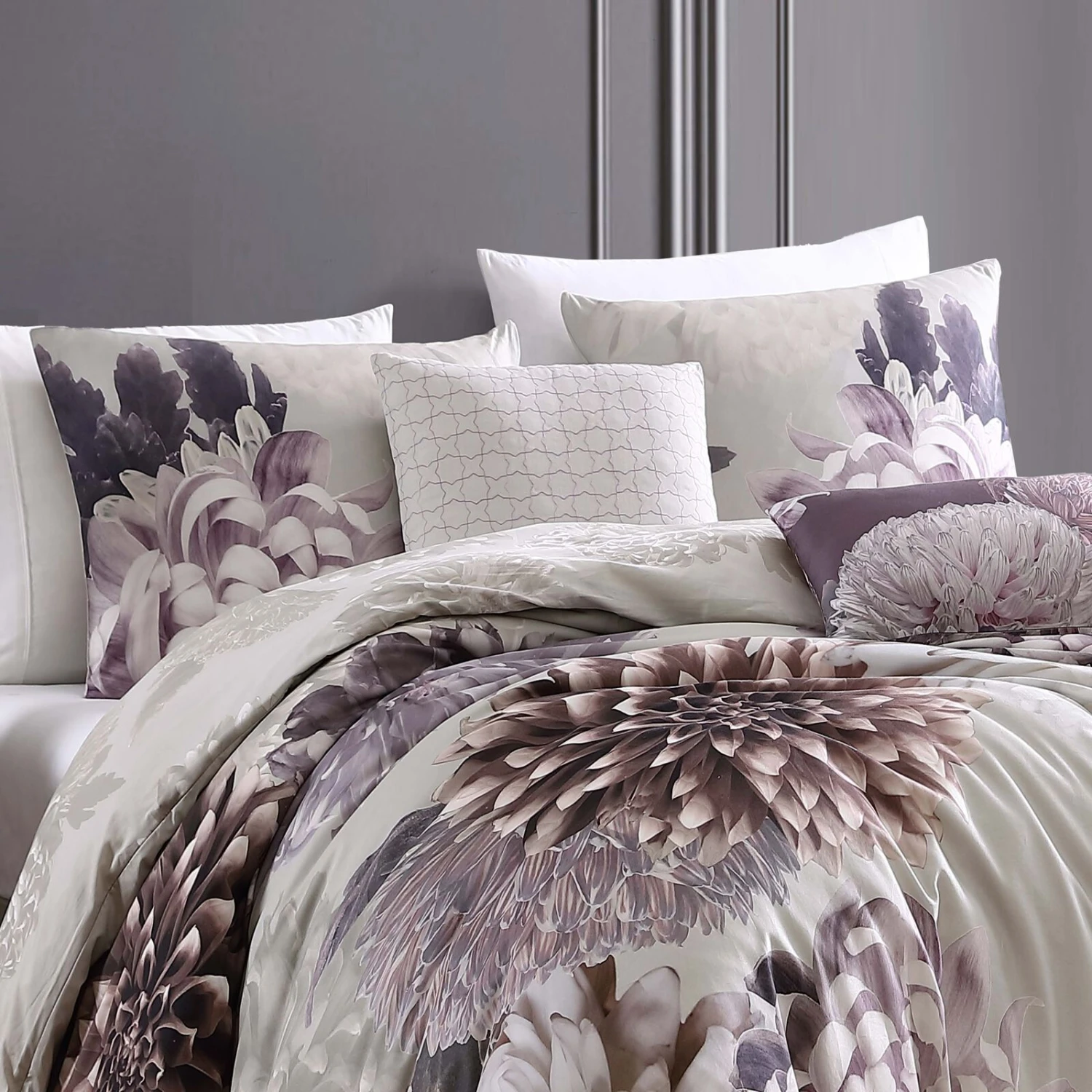 Bebejan Bloom Purple 100% Cotton 230 Thread Count 5-Piece Reversible Comforter Set. 3 Bebejan Bloom Purple 100% Cotton 230 Thread Count 5-Piece Reversible Comforter Set. - Image 3