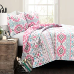 Navajo Stripe Malibu Reversible Oversized Quilt 2Pc Set -Bed Linings Sale 3348f862381a453ca69d380feb9ca7ce