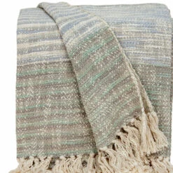 HomeRoots Parkland Collection Elsa Transitional Multicolored HANDLOOMed 52" X 67" Cotton Throw Blanket