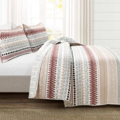 Southwest Stripe Reversible Oversized Quilt 3Pc Set -Bed Linings Sale 62a96abc445746f0b1059899fcfd2f02