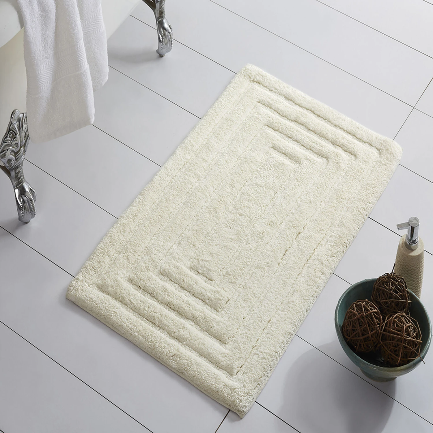 Knightsbridge Stylish And Comfortable All Season Traditional Racetrack Design Cotton Bath Rug 17" X 24" Ivory 2 Knightsbridge Stylish And Comfortable All Season Traditional Racetrack Design Cotton Bath Rug 17" X 24" Ivory - Image 2