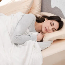 Hush Iced 2.0 The Original Cooling Weighted Blanket In Grey -Bed Linings Sale 898299ee134d4bdc9e06b5df444ab0fd