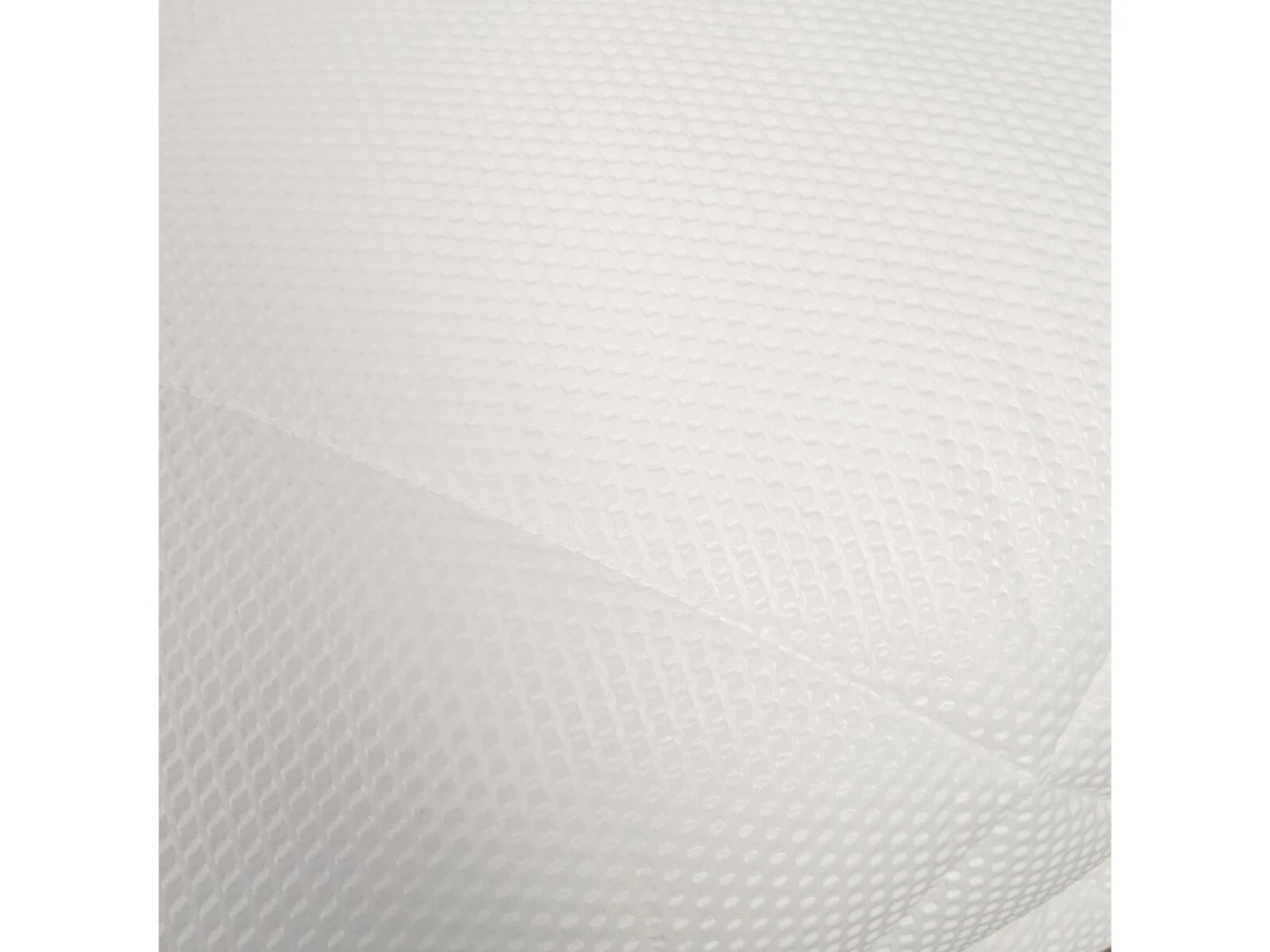 Cotton House - Synthetic Duvet, 3D Fill 100% Microfiber Gel (Down Alternative), White 3 Cotton House - Synthetic Duvet, 3D Fill 100% Microfiber Gel (Down Alternative), White - Image 3