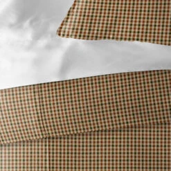 6ix Tailors Fine Linens Harper Cranberry Coverlet Set -Bed Linings Sale 9b4f6a84bce84e17b447e517dd4985a4 1