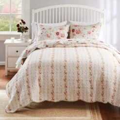 Greenland Home Antique Rose Floral Pinstripe With Dainty Scrolling Embellishments Quilt Set 3-Piece Full/Queen Blue 6 Greenland Home Antique Rose Floral Pinstripe With Dainty Scrolling Embellishments Quilt Set 3-Piece Full/Queen Blue -Bed Linings Sale d1033ca268b5435a85dc22ea8166fa30
