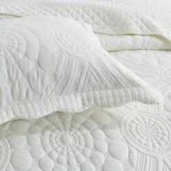 MarCielo 100% Cotton Oversized Bedspread Quilt Set Embroidery TF 7 MarCielo 100% Cotton Oversized Bedspread Quilt Set Embroidery TF -Bed Linings Sale e742e4fdf852478c863cd13fad3f19e4