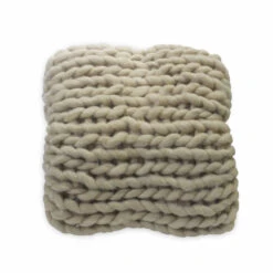 HomeRoots White Chunky Knit Throw Blanket