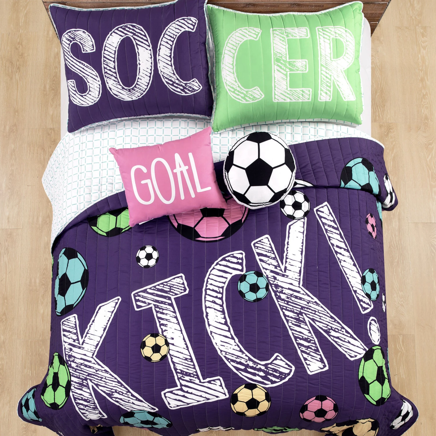 Girls Soccer Kick Quilt 5Pc Set 3 Girls Soccer Kick Quilt 5Pc Set - Image 3